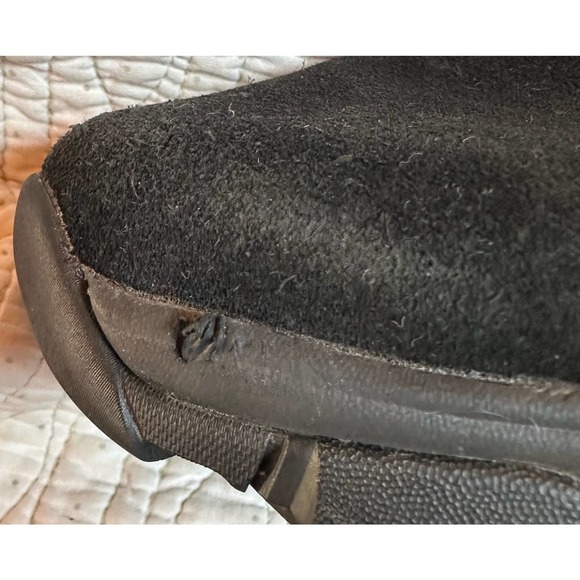 EUC Women’s Size 10M LL Bean Primaloft Vibram Artic Grip Comfort Mocs - Picture 8 of 8